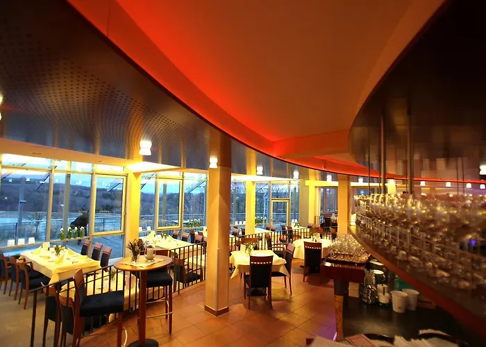 Stausee-Hotel